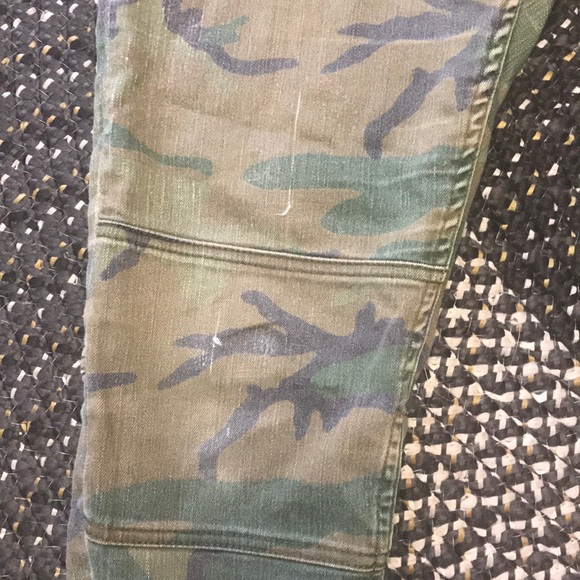 •BDG• cropped camo pants - Picture 5 of 9